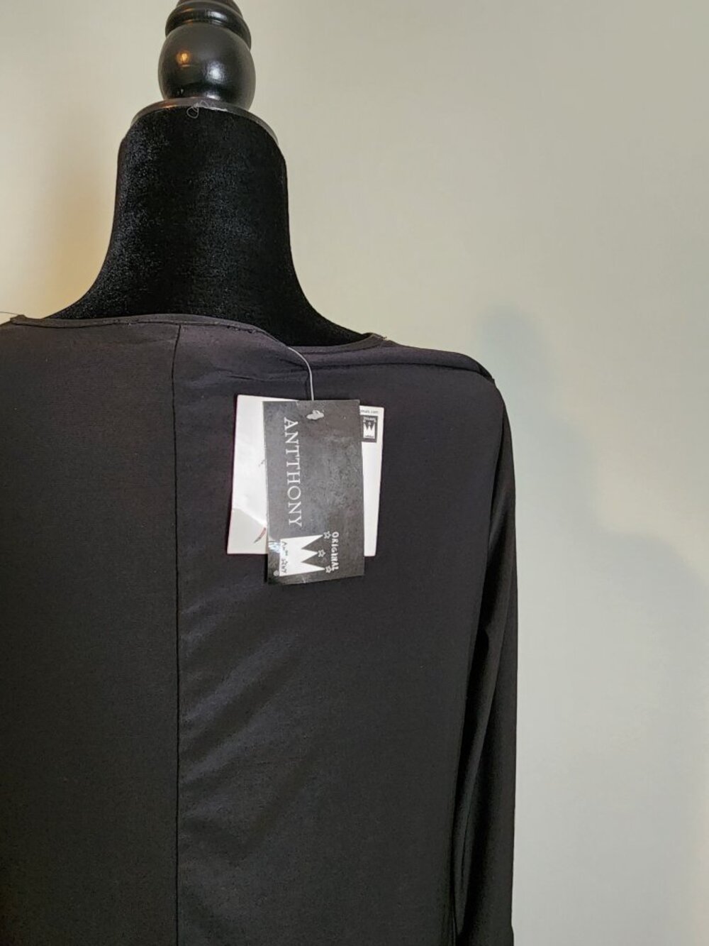 Black Crystal Accented Top and Skirt set - Picture 4 of 16